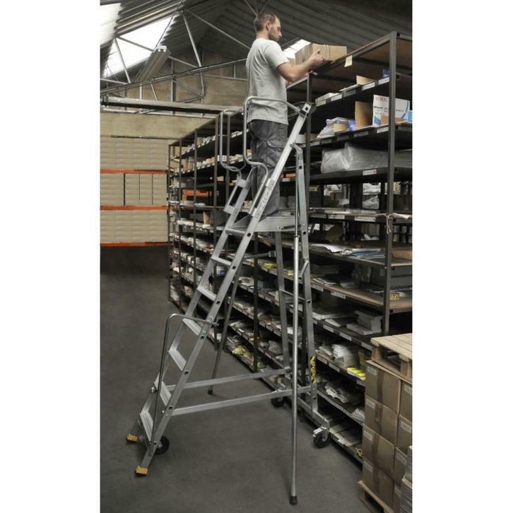 Magazijnladder, Doe-het-zelf en Bouw, Ladders en Trappen, Gebruikt, Ophalen