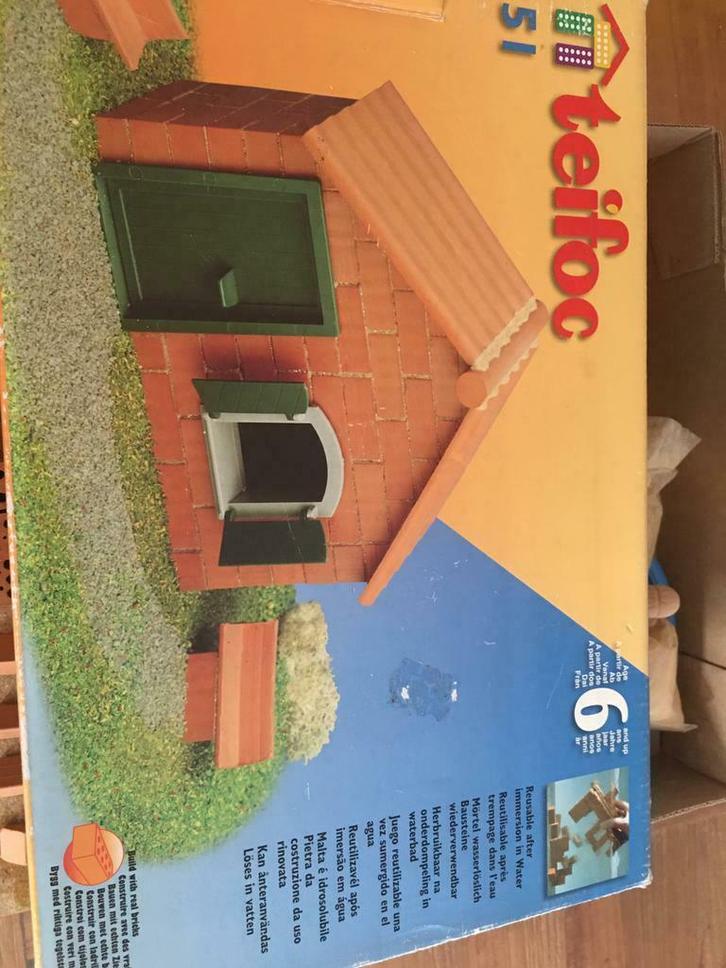 Teifoc 51.  Bouwhuisje met echte baksteentjes, Hobby en Vrije tijd, Overige Hobby en Vrije tijd, Gebruikt, Ophalen