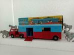 Vintage Corgi Major 1130 Circus Horse Transporter with Horse, Ophalen of Verzenden, Bus of Vrachtwagen, Zo goed als nieuw