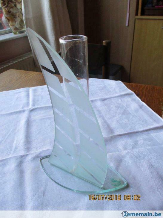 vase en forme de voilier - fait main - pour petit bouquet, Huis en Inrichting, Woonaccessoires | Vazen, Gebruikt, Ophalen of Verzenden