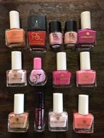 Lot de 13 vernis