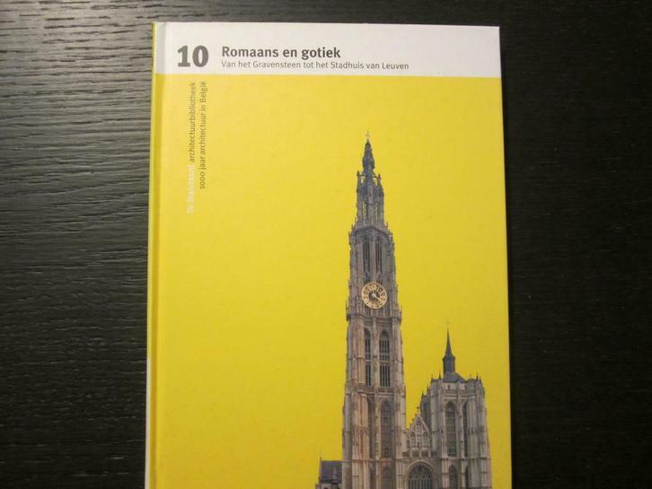 Romaans en gotiek  (De Standaard), Boeken, Kunst en Cultuur | Architectuur, Zo goed als nieuw, Ophalen of Verzenden
