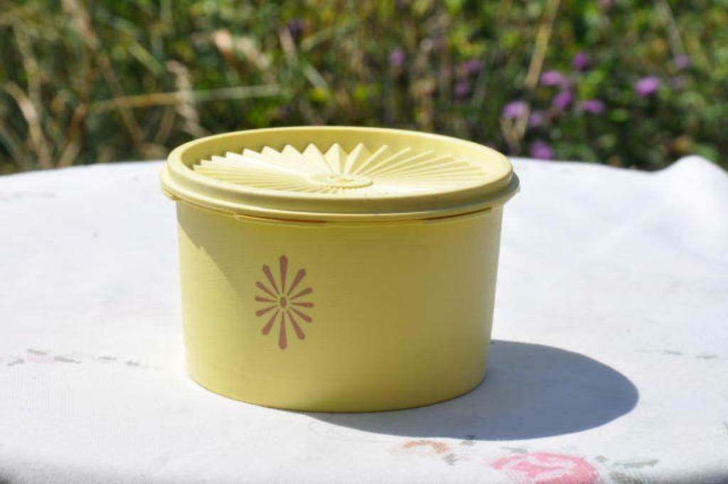 § boite soleil tupperware vintage, Ophalen of Verzenden, Gebruikt, Geel