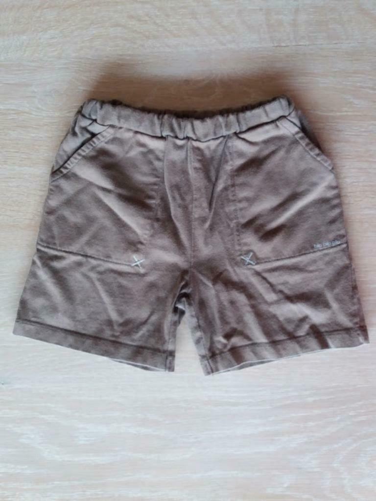 Bruin jersey shortje voor jongetjes - 92, Kinderen en Baby's, Kinderkleding | Maat 92, Gebruikt, Jongen, Broek, Ophalen of Verzenden
