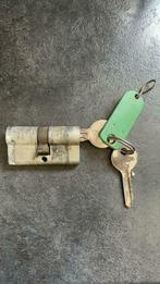 Litto slot cilinder met 2 sleutels, Ophalen of Verzenden, Gebruikt, Slot