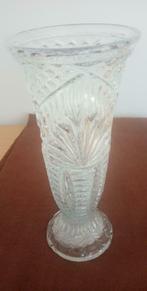 vase en verre pressé beau motif taillé, Antiquités & Art, Enlèvement ou Envoi