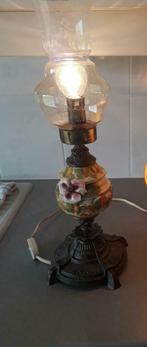 Tafellamp/nachtlamp (vintage/antiek), Huis en Inrichting, Ophalen, Glas, Landelijk/hype, Zo goed als nieuw