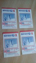 carte entrée "NASA Kennedy centre spatial"   vintage '90, Comme neuf, Carte, Photo ou Gravure, Enlèvement ou Envoi