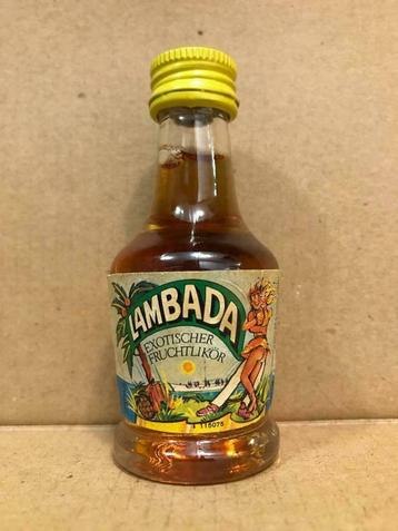Lambada - Stettner - Mignonnette d'alcool - 20ml - Allemagne, Autres régions, Enlèvement ou Envoi, Pleine, Utilisé