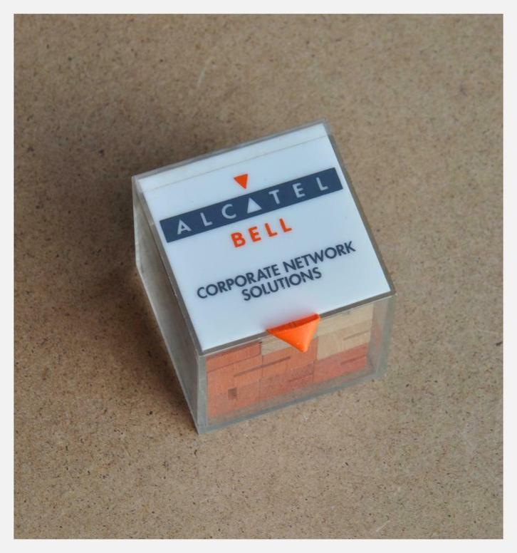 Alcatel Bell RUBIK KUBUS, Verzamelen, Merken en Reclamevoorwerpen, Nieuw, Gebruiksvoorwerp, Verzenden
