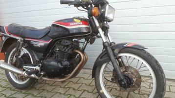 Honda CB250 RS 1-cilinder 1986 45691Km 19kW Barn find