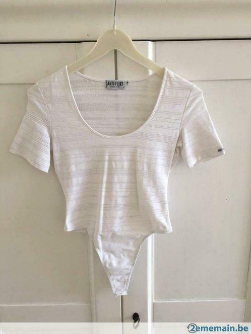 body ANTI-FLIRT ajouré blanc T4, Vêtements | Femmes, T-shirts, Porté, Blanc