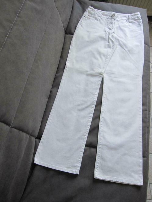 Jean stretch blanc, Vêtements | Femmes, Culottes & Pantalons, Porté, Blanc, Enlèvement ou Envoi