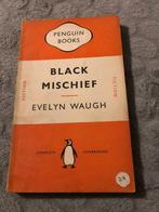 Black Mischief - Evelyn Waugh *Penguin Books*, Boeken, Gelezen, Evelyn Waugh, Ophalen of Verzenden, Europa overig