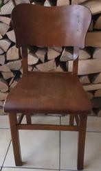 Une ancienne chaise en bois à restaurer, Maison & Meubles, Bois, Enlèvement, Utilisé, Une