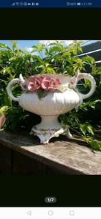 Prachtige antieke porceleine bloempot Capodimonte Italy, Comme neuf