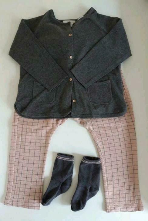 Ensemble fille Zara - taille 98, Enfants & Bébés, Vêtements enfant | Taille 98, Utilisé, Fille, Ensemble, Enlèvement ou Envoi