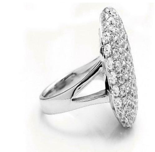 Beautiful glossy big ring with glittering stones, Handtassen en Accessoires, Ringen, Nieuw, Ophalen