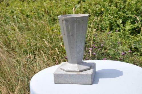 § ancien vase de cimetière metal et pierre bleu, Antiek en Kunst, Antiek | Vazen, Ophalen