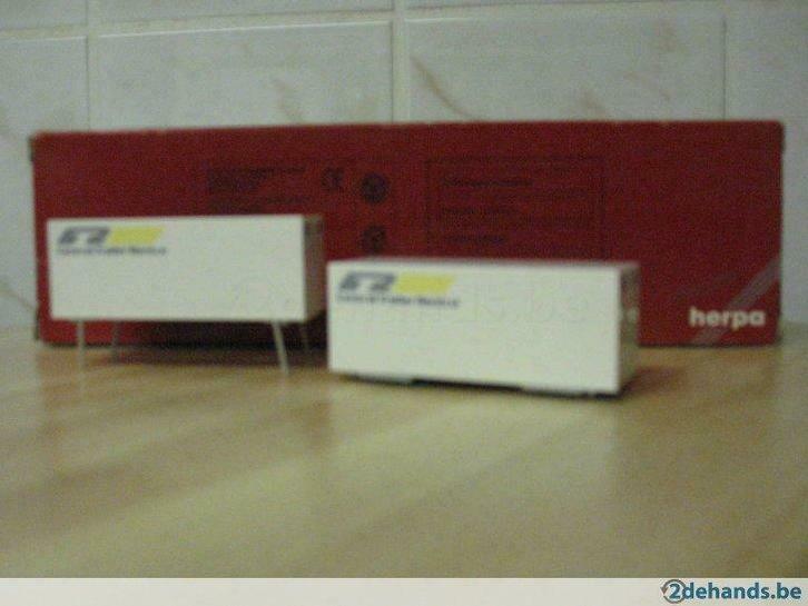 Herpa containers 20ft Central Trailer Rentco, Hobby en Vrije tijd, Modelbouw | Auto's en Voertuigen, Gebruikt, Truck, Ophalen