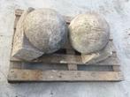 Antieke witstenen bollen, Ophalen