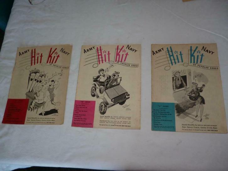 3 partition ARMY NAVY HIT KIT chanson populaire Army Service, Musique & Instruments, Partitions, Utilisé, Enlèvement ou Envoi