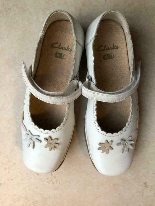 Schoenen meisje Clarks Maat 13,5 (Europese maat 32 à 32,5), Kinderen en Baby's, Kinderkleding | Schoenen en Sokken, Zo goed als nieuw