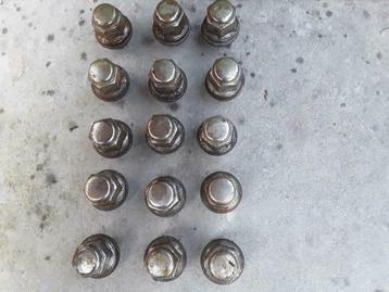 15 toyota yaris moeren beschikbaar voor biedingen