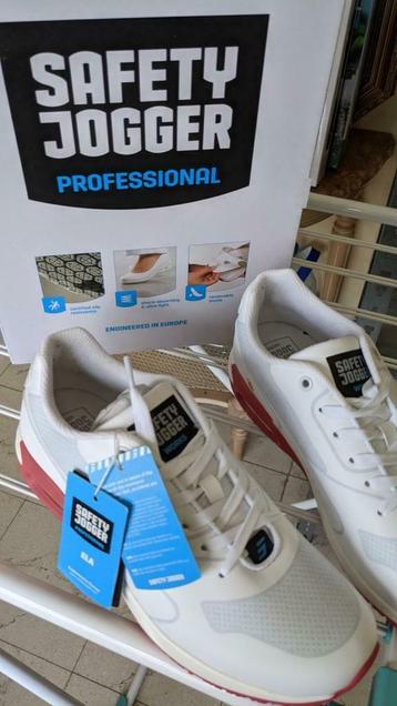 Nieuw paar jogging schoenen, Neuf, Andere, Enlèvement ou Envoi, Chaussures de sport