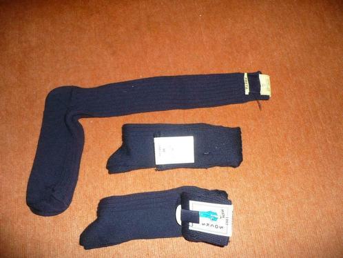 3 paires chaussettes laine T44 neuves, Vêtements | Hommes, Chaussettes & Bas, Neuf, Taille 43 à 46, Bleu, Enlèvement ou Envoi