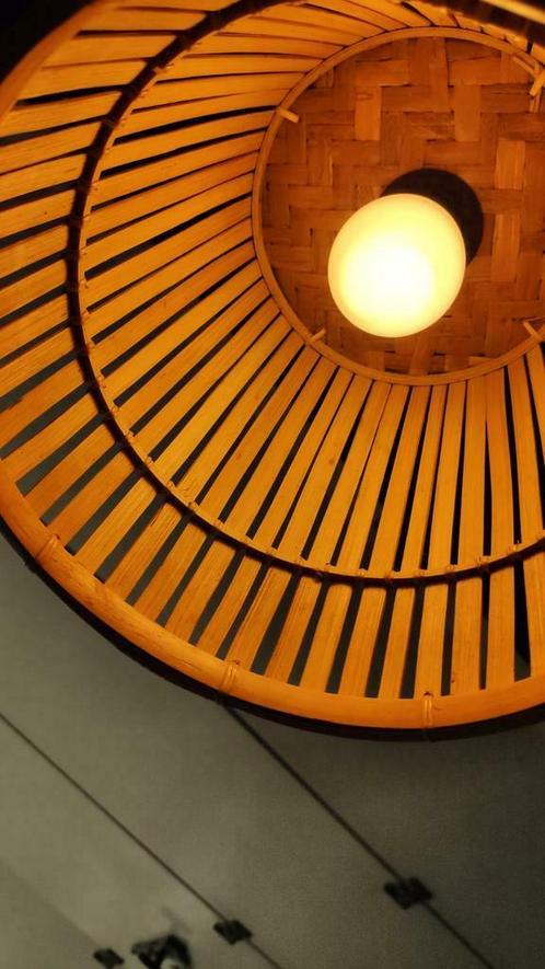 Hanglamp luster lustre . Uniek model. Recycled materials., Huis en Inrichting, Lampen | Hanglampen, Nieuw, Ophalen of Verzenden