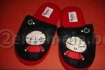 Pantoufles Pucca 34, Enlèvement ou Envoi, Comme neuf, Autres types, Fille