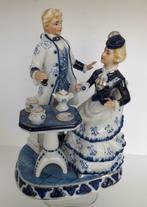 Porselein  beeld, Verzamelen, Beelden en Beeldjes, Ophalen of Verzenden, Zo goed als nieuw, Mens