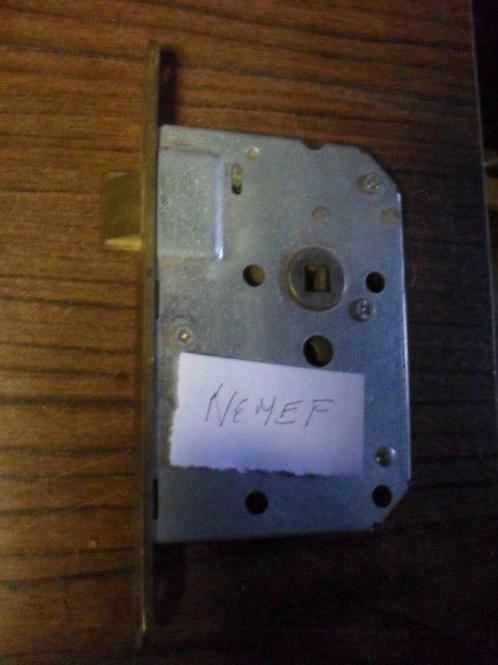 Oud insteekslot XinniX / Litto / Nemef, Doe-het-zelf en Bouw, Hang- en Sluitwerk, Zo goed als nieuw, Overige typen, Inox, Ophalen