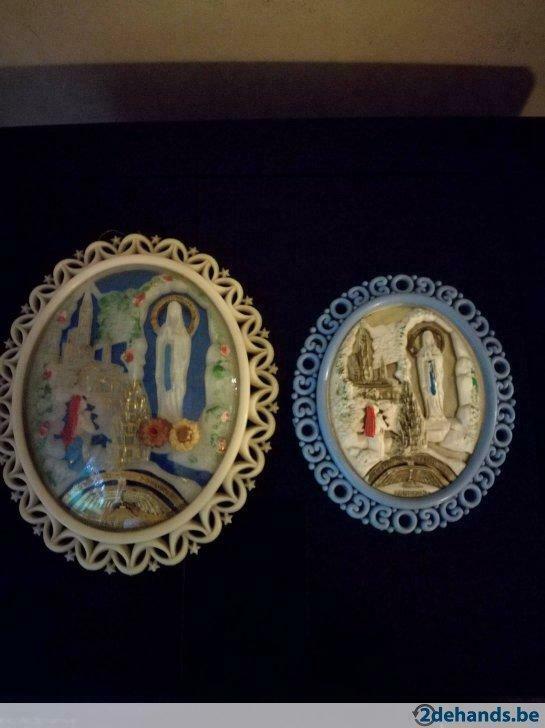Lourdes Souvenirs vintage, Antiquités & Art, Antiquités | Objets religieux, Enlèvement ou Envoi