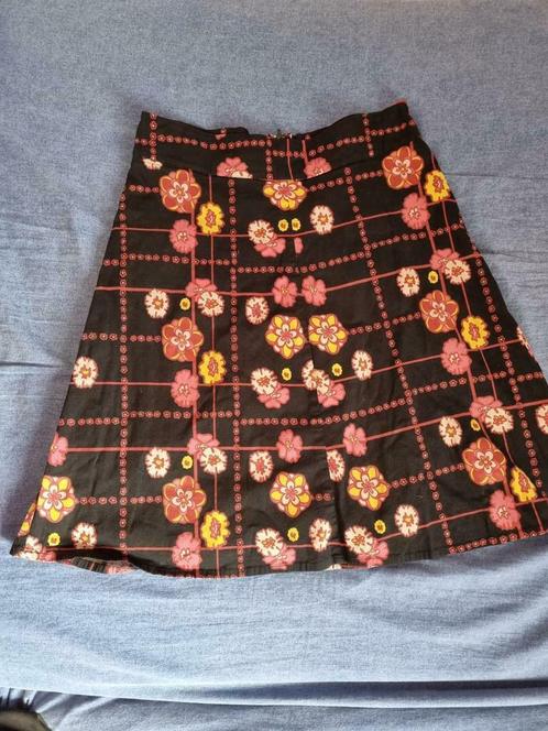 Rokje Only retromotief, maat medium, Kleding | Dames, Rokken, Zo goed als nieuw, Ophalen of Verzenden
