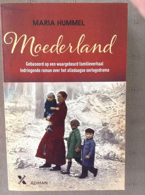 Moederland - Maria Hummel **Nieuw**, Livres, Romans, Neuf, Enlèvement ou Envoi