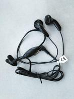 Smartphone HTC new set of light weight in ear headset, Ophalen of Verzenden, Nieuw