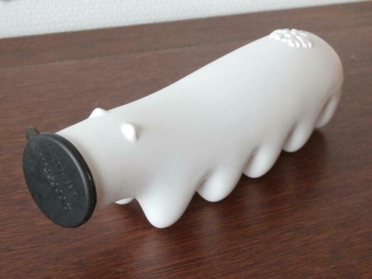 Black & Blum Ice Beare ..;Brrrrr...ijsblokjesmaker, Huis en Inrichting, Woonaccessoires | Overige, Nieuw, Ophalen of Verzenden