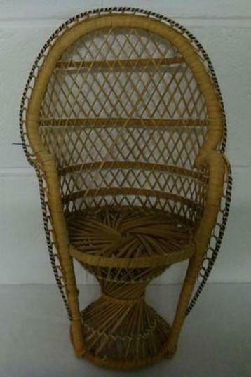 Fauteuil en vannerie pour poupée, Enlèvement ou Envoi, Comme neuf
