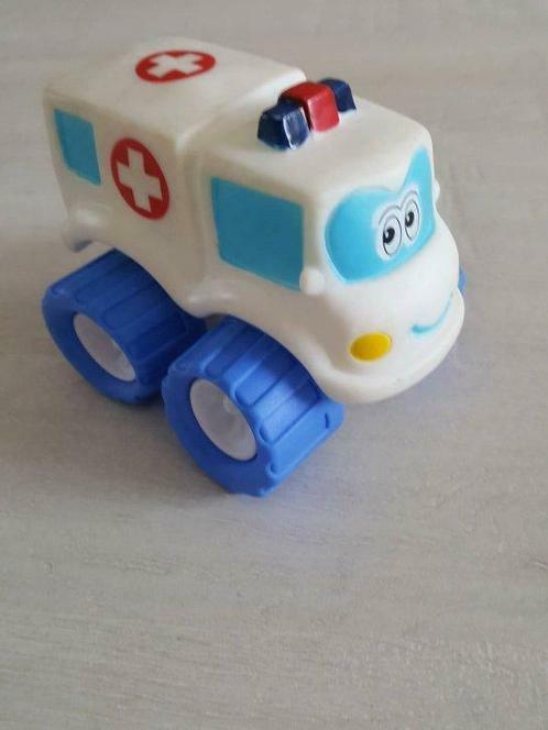 Speelgoed baby auto ziekenwagen. 0.5 euro., Enfants & Bébés, Jouets | Véhicules en jouets, Utilisé, Enlèvement ou Envoi