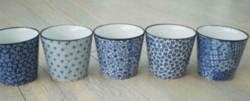 Set 5 tasses à thé en faïence du Japon, motifs bleus Neuf, Maison & Meubles, Cuisine | Vaisselle, Neuf, Tasse(s) et/ou soucoupe(s)