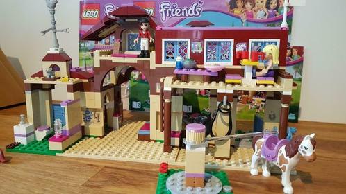 Lego Friends 41126 'Heartlake Paardrijclub', Kinderen en Baby's, Speelgoed | Duplo en Lego, Zo goed als nieuw, Lego, Complete set