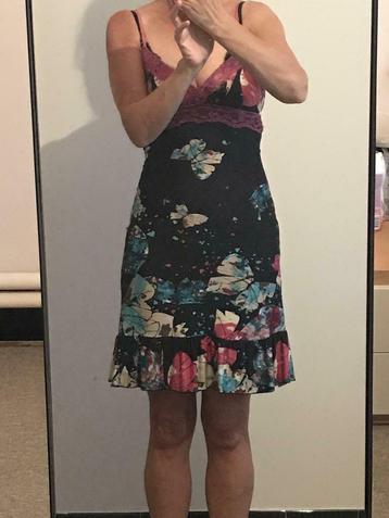 Robe stylée Fifilles Paris T2, Enlèvement, Porté, Taille 38/40 (M)