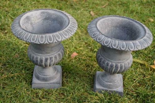 Vasque en fonte patinée grise (la paire), Jardin & Terrasse, Pots de fleurs, Comme neuf, Autres matériaux, Moins de 40 cm, Moins de 25 cm
