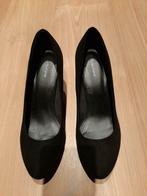 Escarpins noirs en daim Graceland taille 39, Vêtements | Femmes, Chaussures, Enlèvement ou Envoi, Neuf