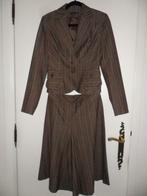 Kostuum met broekrook, Bruin, Zo goed als nieuw, Onder de knie, Ophalen