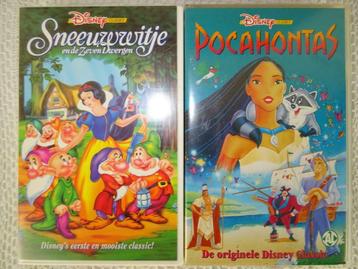 Disney Classics VHS Pocahontas Sneeuwwitje en de 7 dwergen, Verzamelen, Disney, Ophalen of Verzenden, Pocahontas of Kl. Zeemeermin