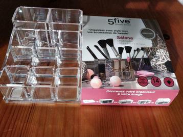 Make-up/Kantoor doos "5five" - Nieuw beschikbaar voor biedingen