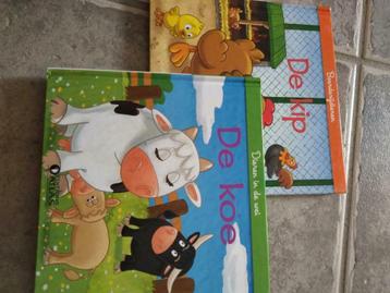2 boeken over dieren beschikbaar voor biedingen